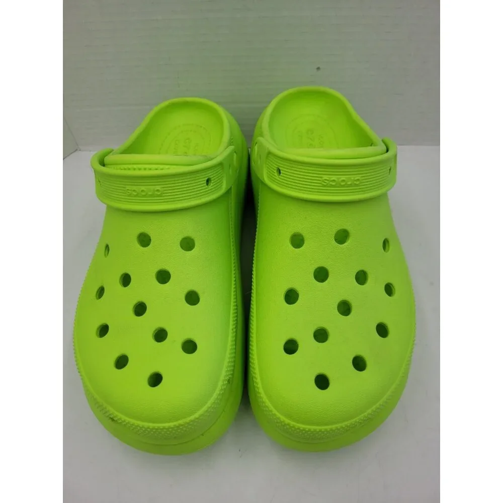 CROCS Classic Platform Clog in Neon Green - Picture 3 of 11